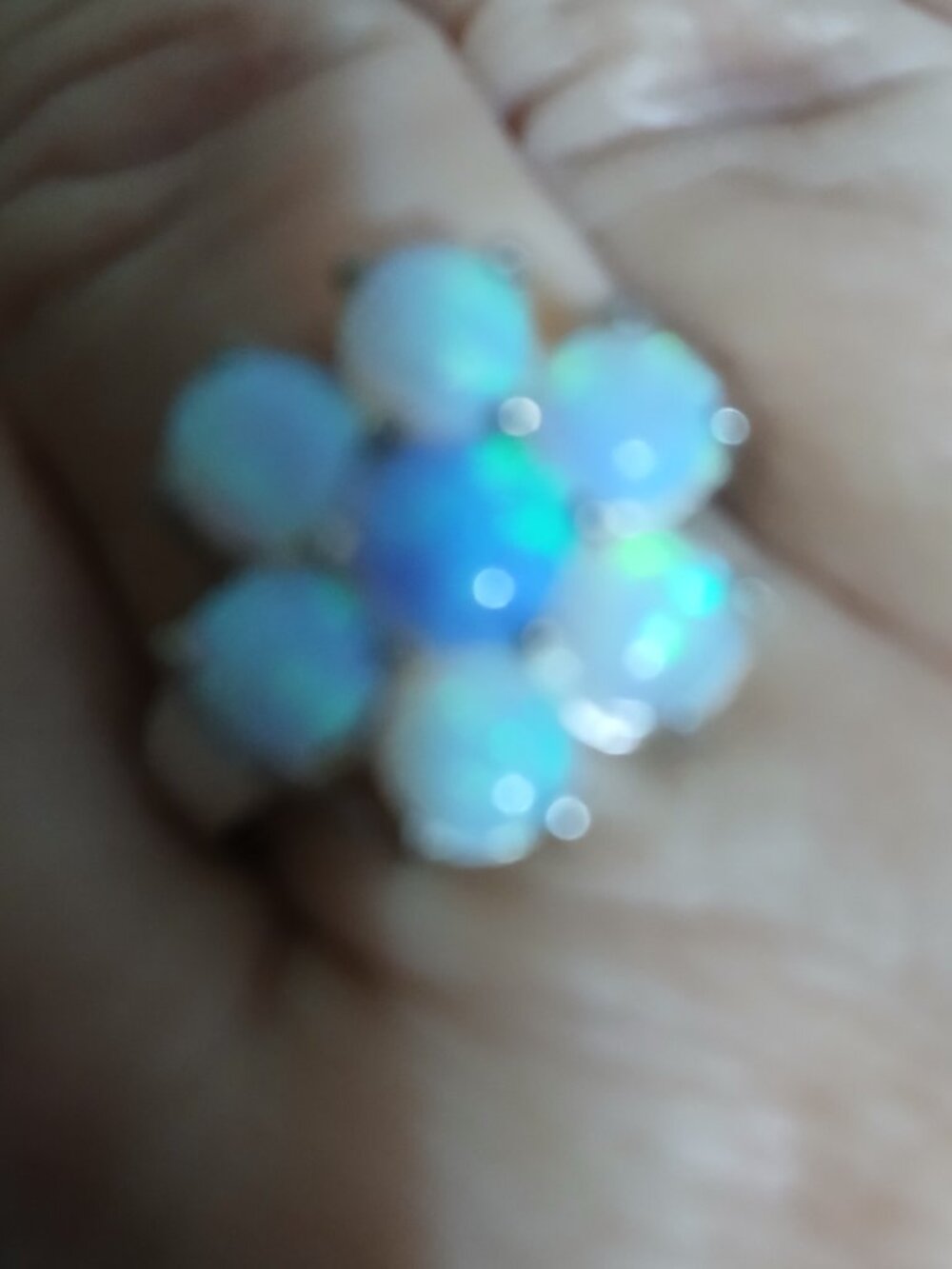 Stunning and Unique Opal in 925 Silver, Size 8 Flower Ring - Picture 10 of 10